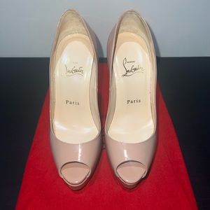 Christian Louboutin Lady peep size 35.5